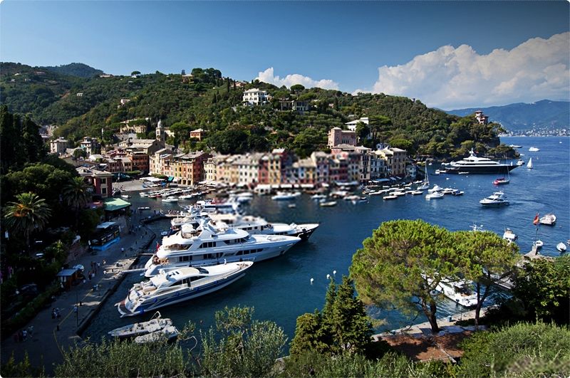 Really, the most impressive thing with regards to Portofino is the lifestyle, so running off and "seeing the scenery" won’t be your number one priority once you prepare your vacation.